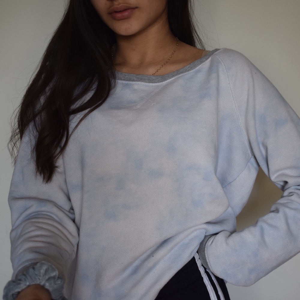 Comfy tie dye American eagle sweater